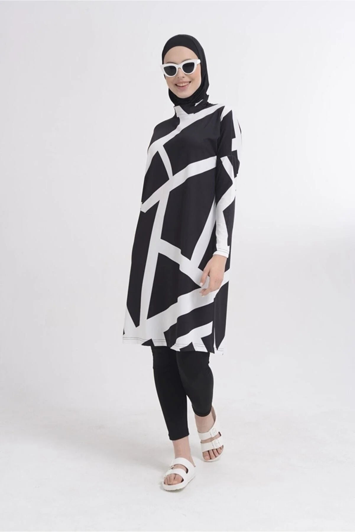 Eleganct Black and White Lycra Oversize Burkini with Long Tunic